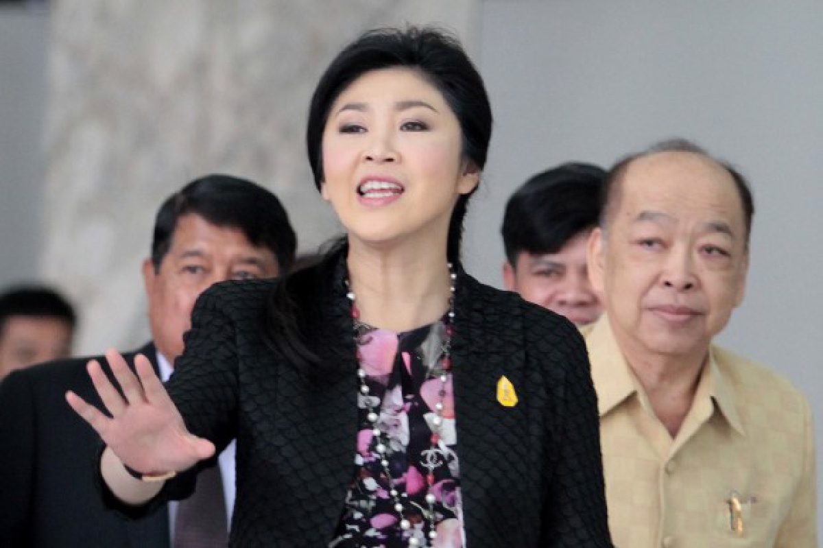จ่อแจ้งข้อหา "ปู-ปึ้ง" คดีพาสปอร์ต จ่อแจ้งข้อหา "ปู-ปึ้ง" คดีพาสปอร์ต