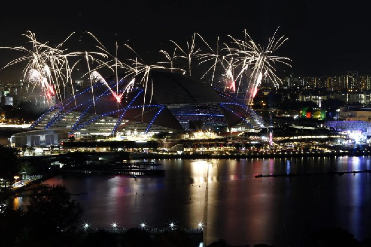 "เมสซีเจ"ถือธงชาติไทยนำทัพกีฬาชิงทองซีเกมส์