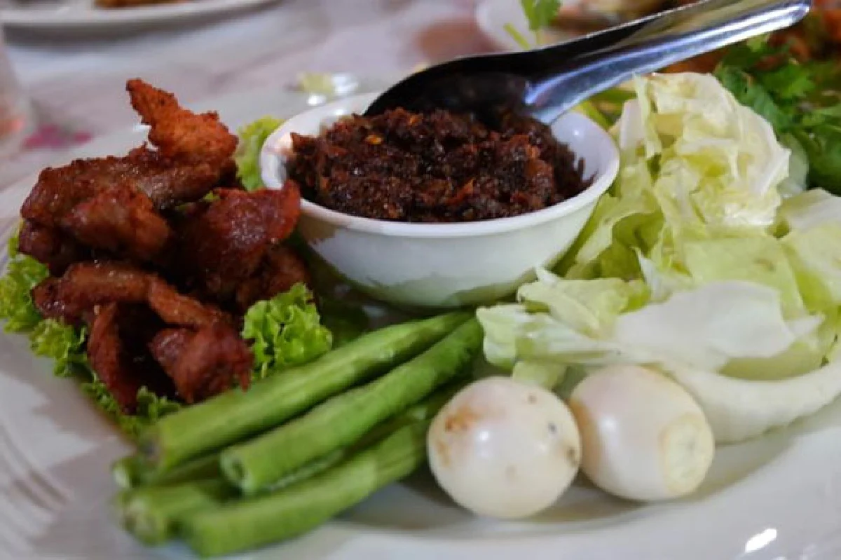 ร้านบ้านไม้ ร้านดีแห่งเมืองสองแคว