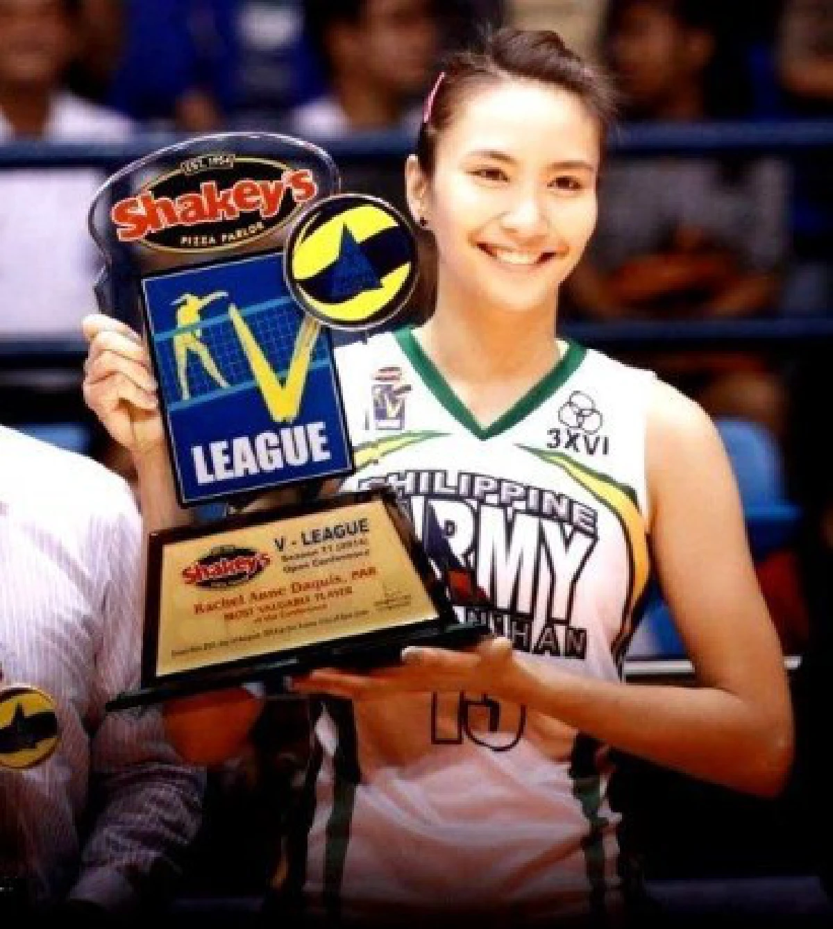 รู้จักนางฟ้าซีเกมส์ "ราเชล แอนน์ ดาควิส" นักตบสาวฟิลิปปินส์สุดเซ็กซี่