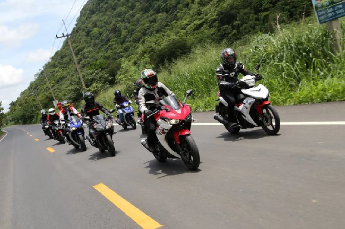 ลองขี่ตั้งแต่เล็กยันใหญ่ Exciter150-R15-R3