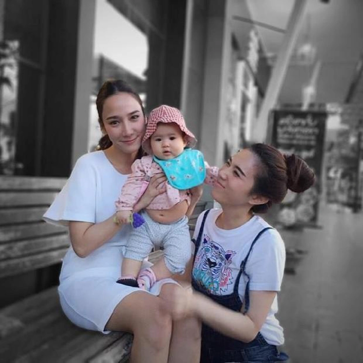 โมเม้นท์น่ารักๆ!"น้าอั้ม พัชราภา"กับหลานมายู