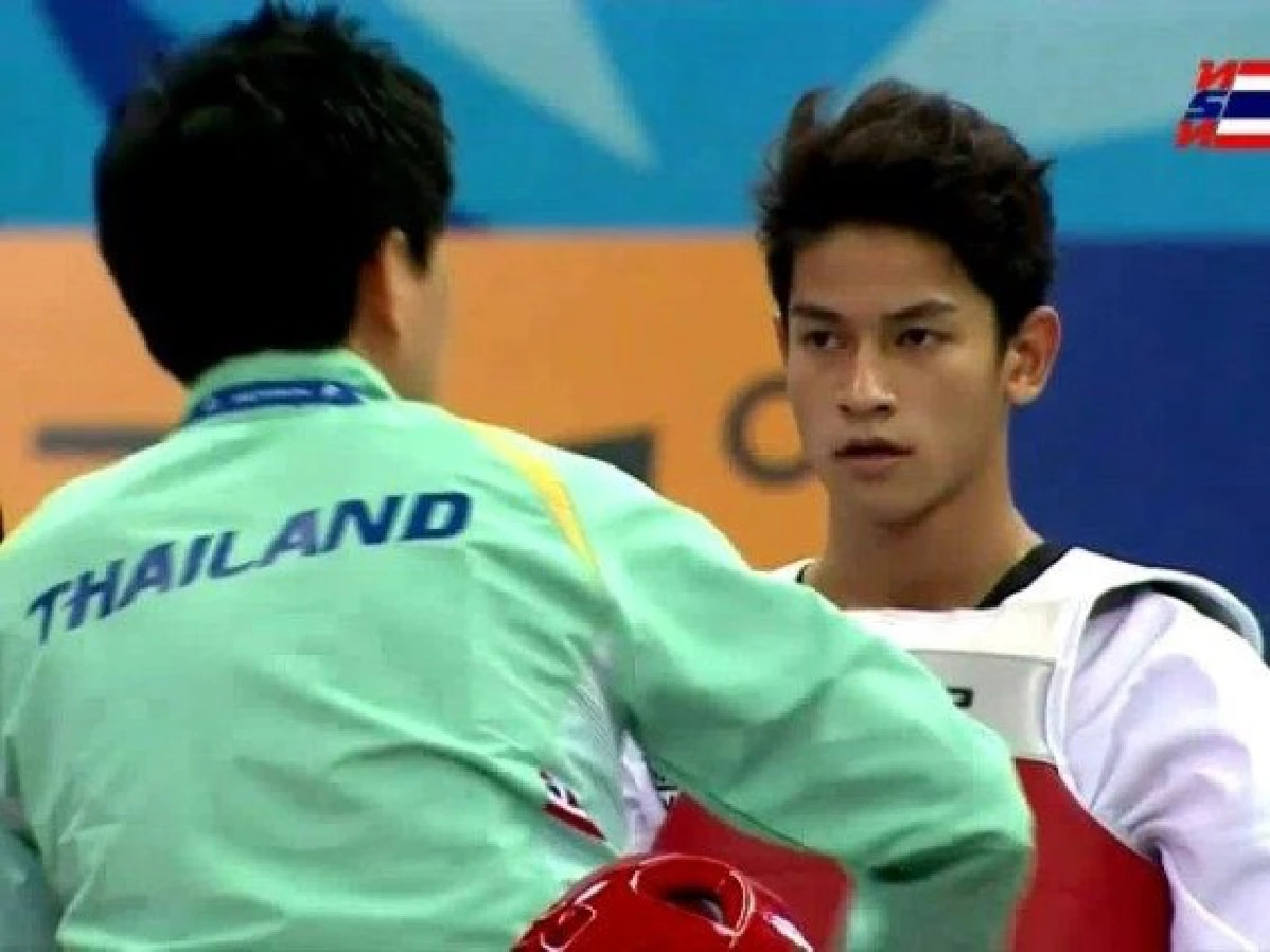 "#นักกีฬาหล่อบอกด้วย" แฮชแท็กสุดฮิตสนั่นโซเชียล