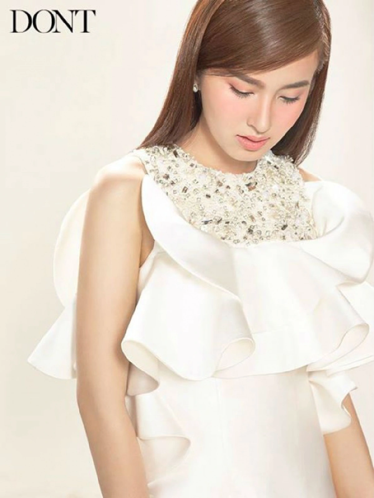 สวยสะพรั่ง!"ปอย ตรีชฎา"เลอค่าในชุดเจ้าสาว