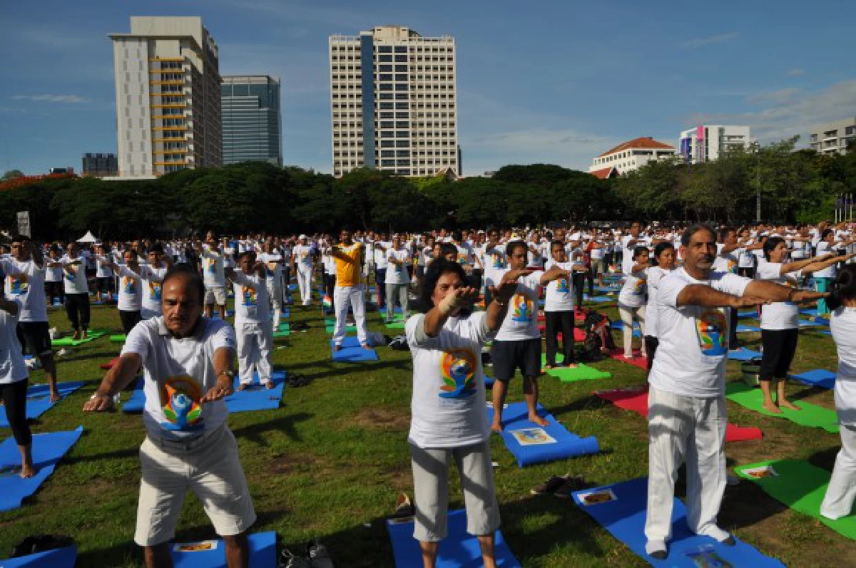 สถานทูตอินเดียจัดโยคะหมู่ครั้งแรกในไทย