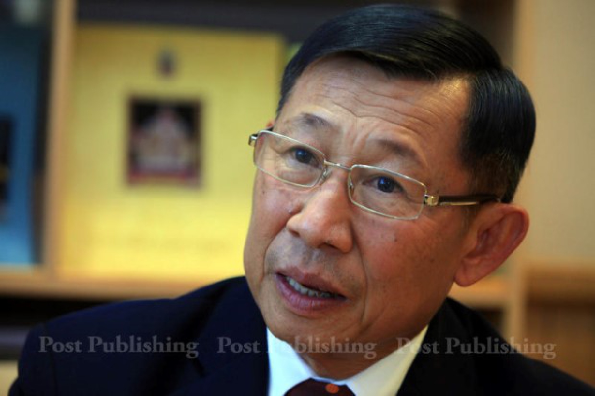 "ดิเรก" แนะควรทำประชามติคำถามเดียว "ดิเรก" แนะควรทำประชามติคำถามเดียว