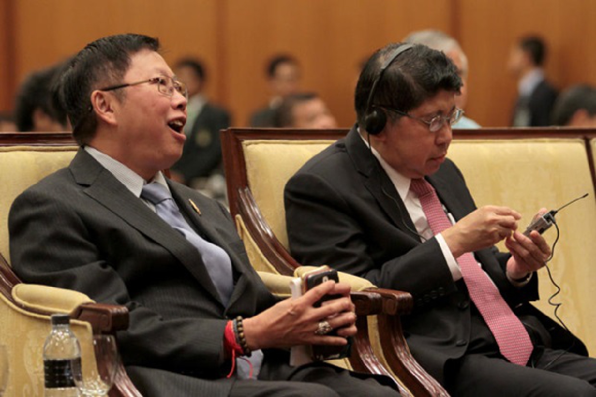 "บวรศักดิ์"ปลุกสปช.หนุนรธน.อย่าเห็นแก่ขนม "บวรศักดิ์"ปลุกสปช.หนุนรธน.อย่าเห็นแก่ขนม