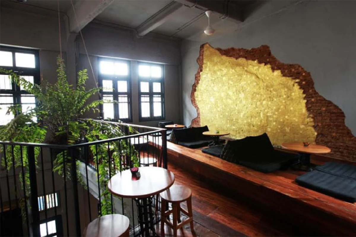 ไทยๆ เท่ๆ เทพบาร์