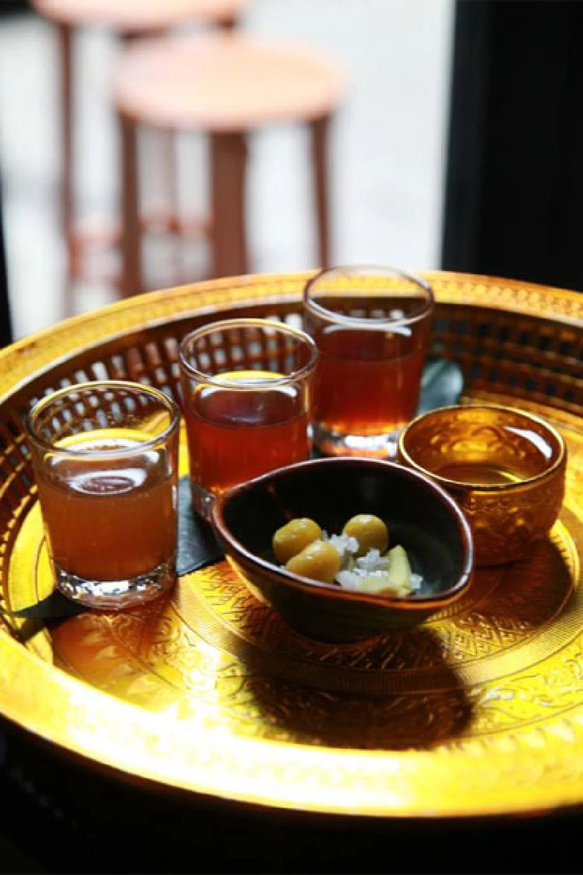 ไทยๆ เท่ๆ เทพบาร์