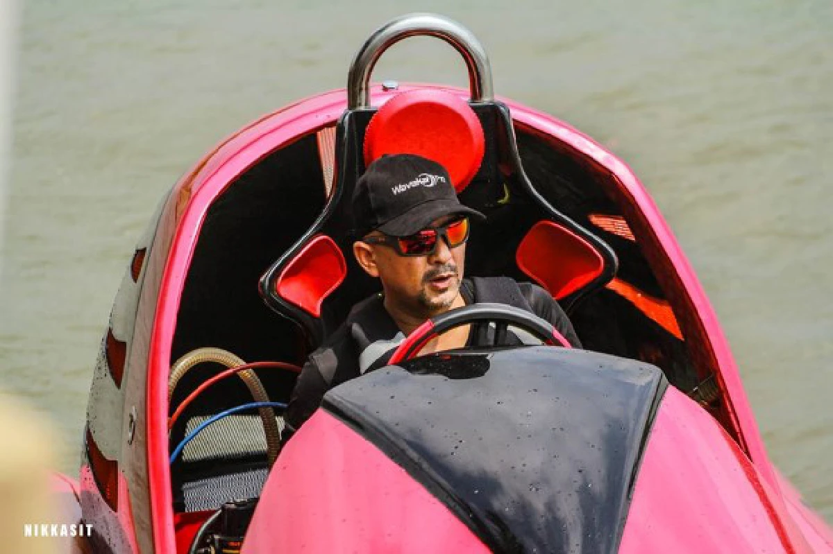 ลองขับ "WAVEKAT P70" โกคาร์ทบนผิวน้ำ