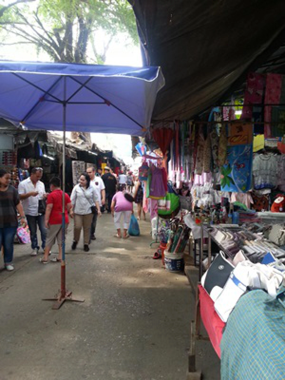 'ตลาดแม่สาย' สะอื้น นักท่องเที่ยวหาย-ค้าฝืด