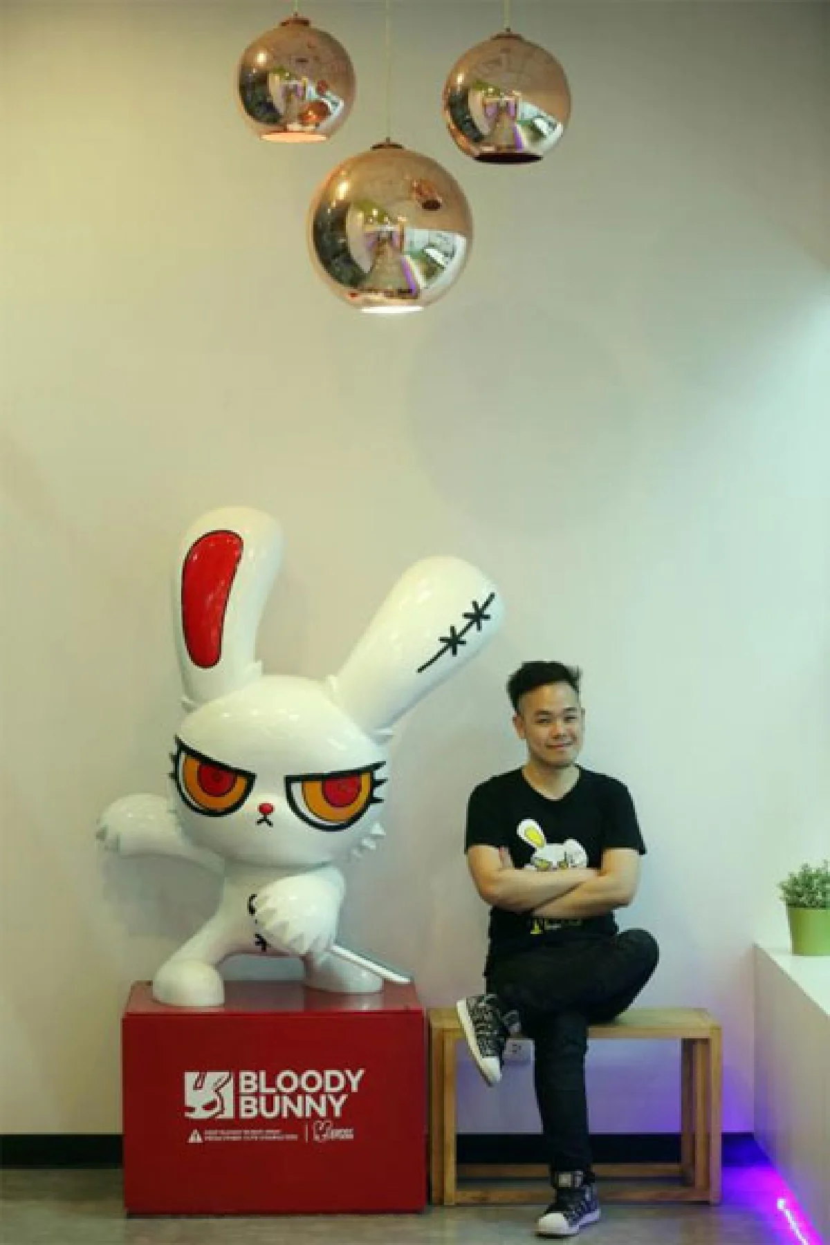 อัครัชญ์ จารุศิลาวงศ์ คาแรกเตอร์ ดีไซเนอร์ สุดฮิป