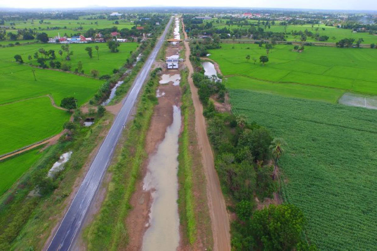 ฝนหลวงเติมน้ำเหนือเขื่อนเจ้าพระยาแต่ยังไม่พ้นวิกฤต ฝนหลวงเติมน้ำเหนือเขื่อนเจ้าพระยาแต่ยังไม่พ้นวิกฤต