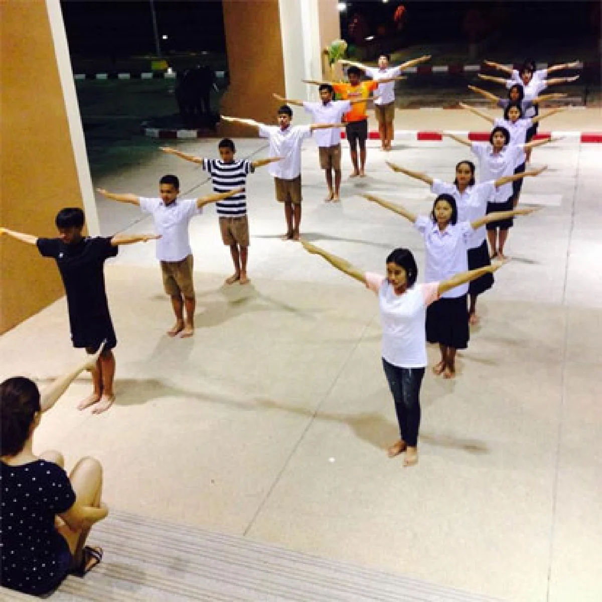 ศิวกร รุ่งศิริทิพย์ ครูสอนลีดเดอร์ขวัญใจมัธยม