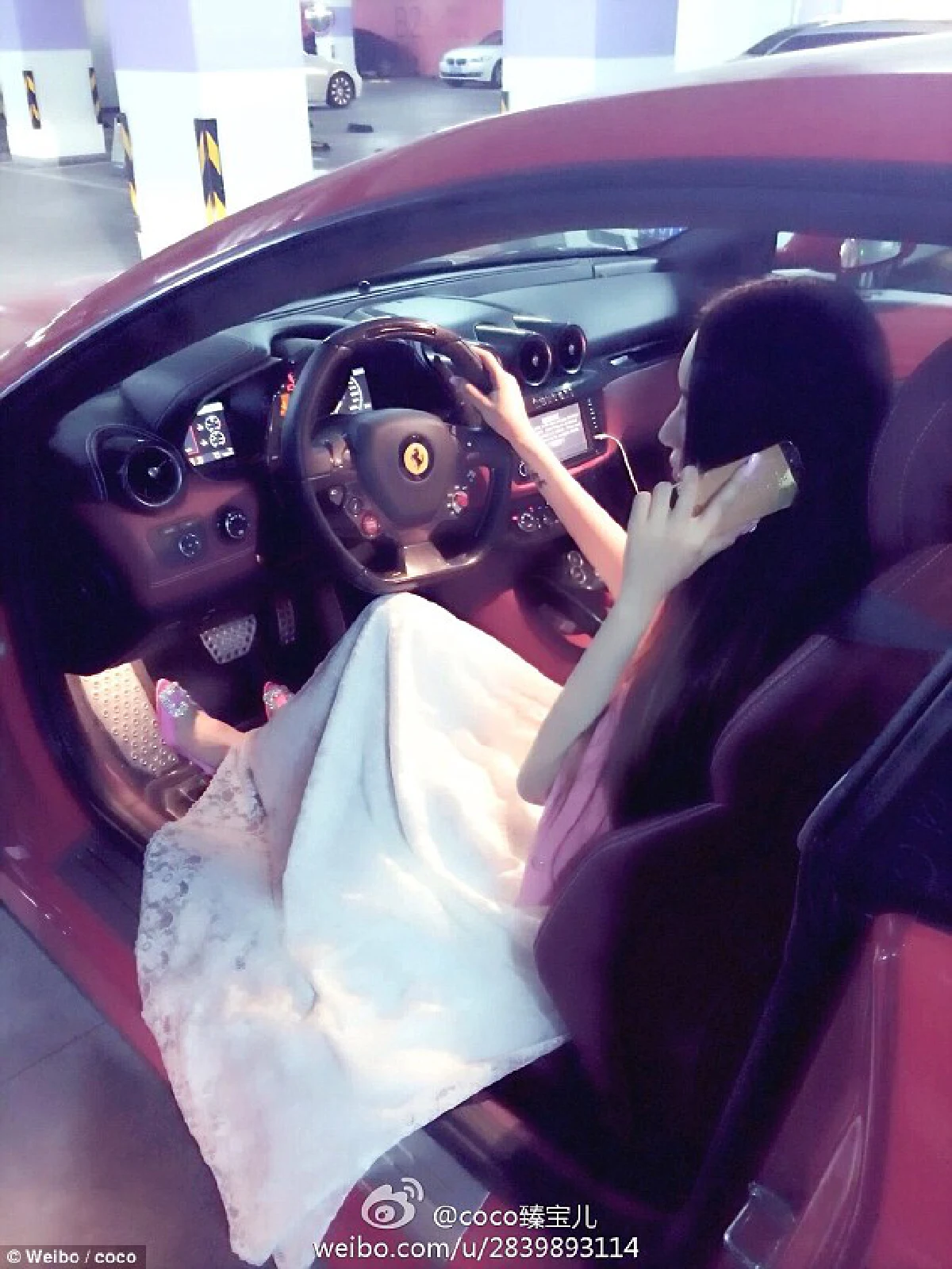 เหลืออด!จีนจัดอบรมลูกไฮโซถ่ายรูป'อวดรวย'ลงโซเชียล