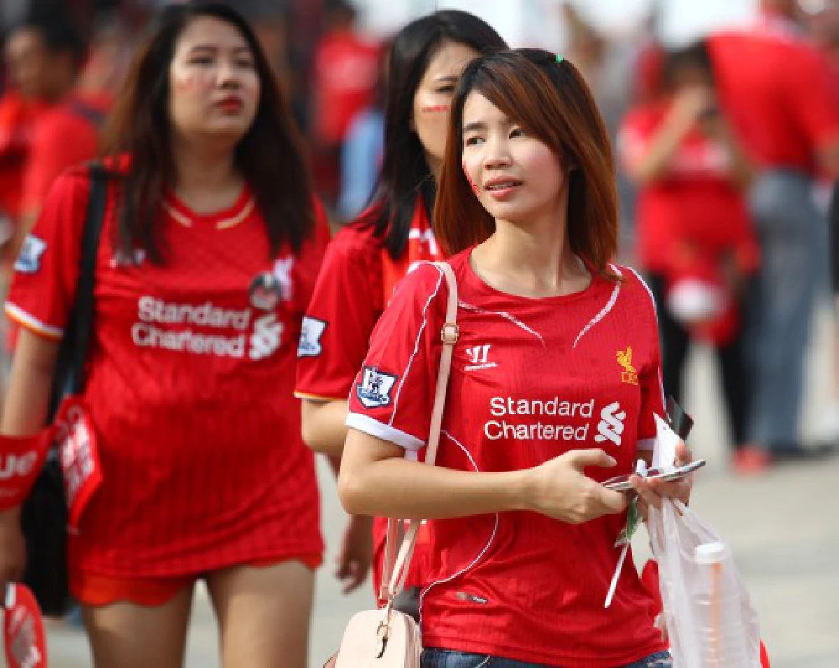 หงส์แดงพรึ่บทั้งสนามราชมังฯ