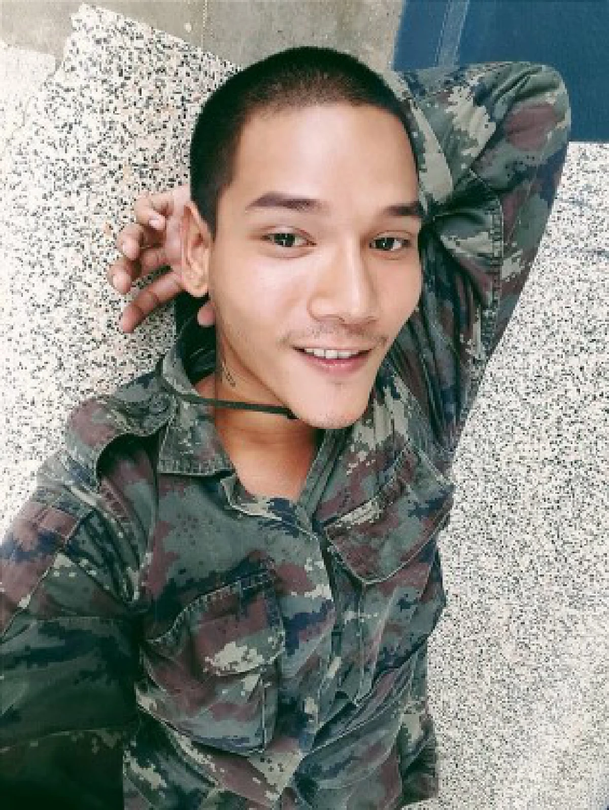 หล่อขึ้นทันตา!หนุ่มอ้วนลงพุงฟิตหุ่นจนเฟิร์มหลังเป็นทหาร