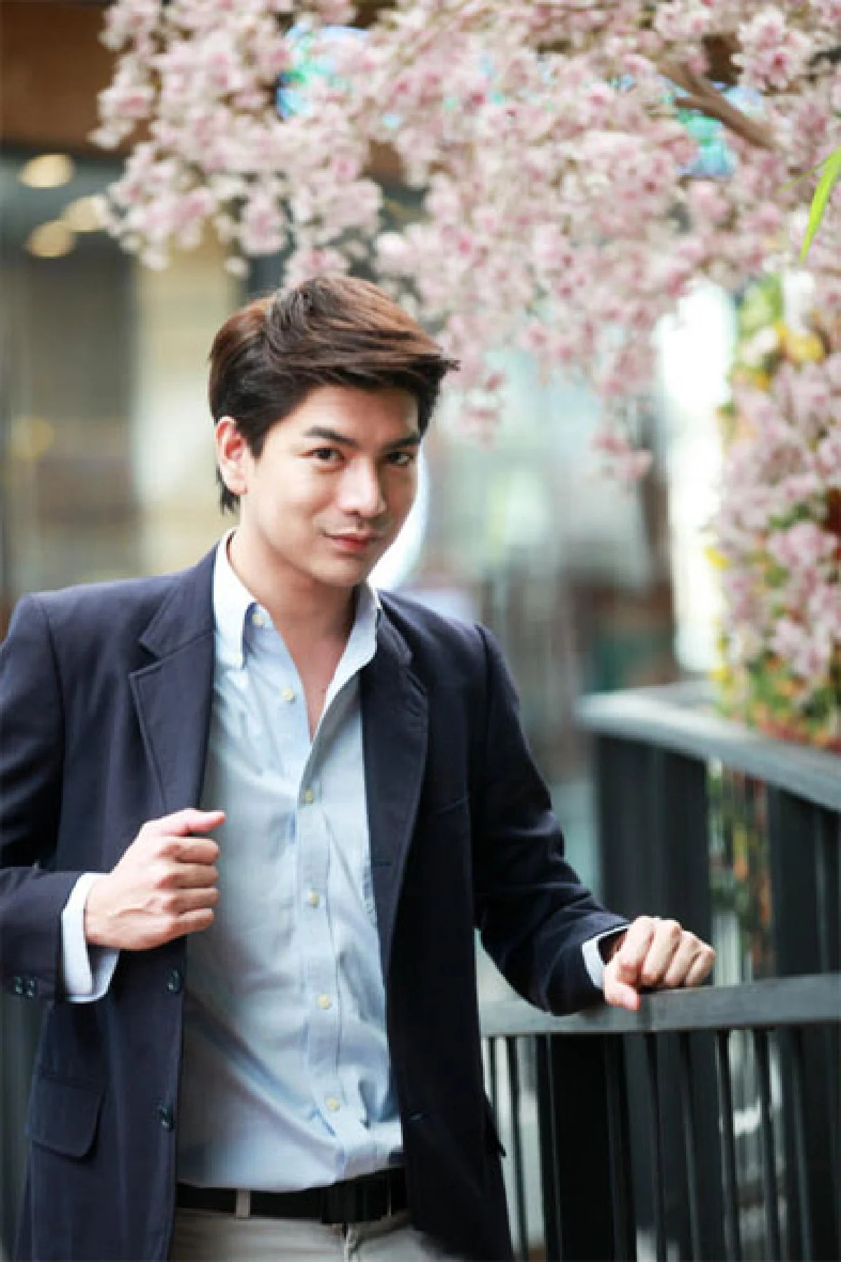 พิพัฒน์ ธัญญกิจ ก้าวเดินบนเส้นทางสายความฝัน