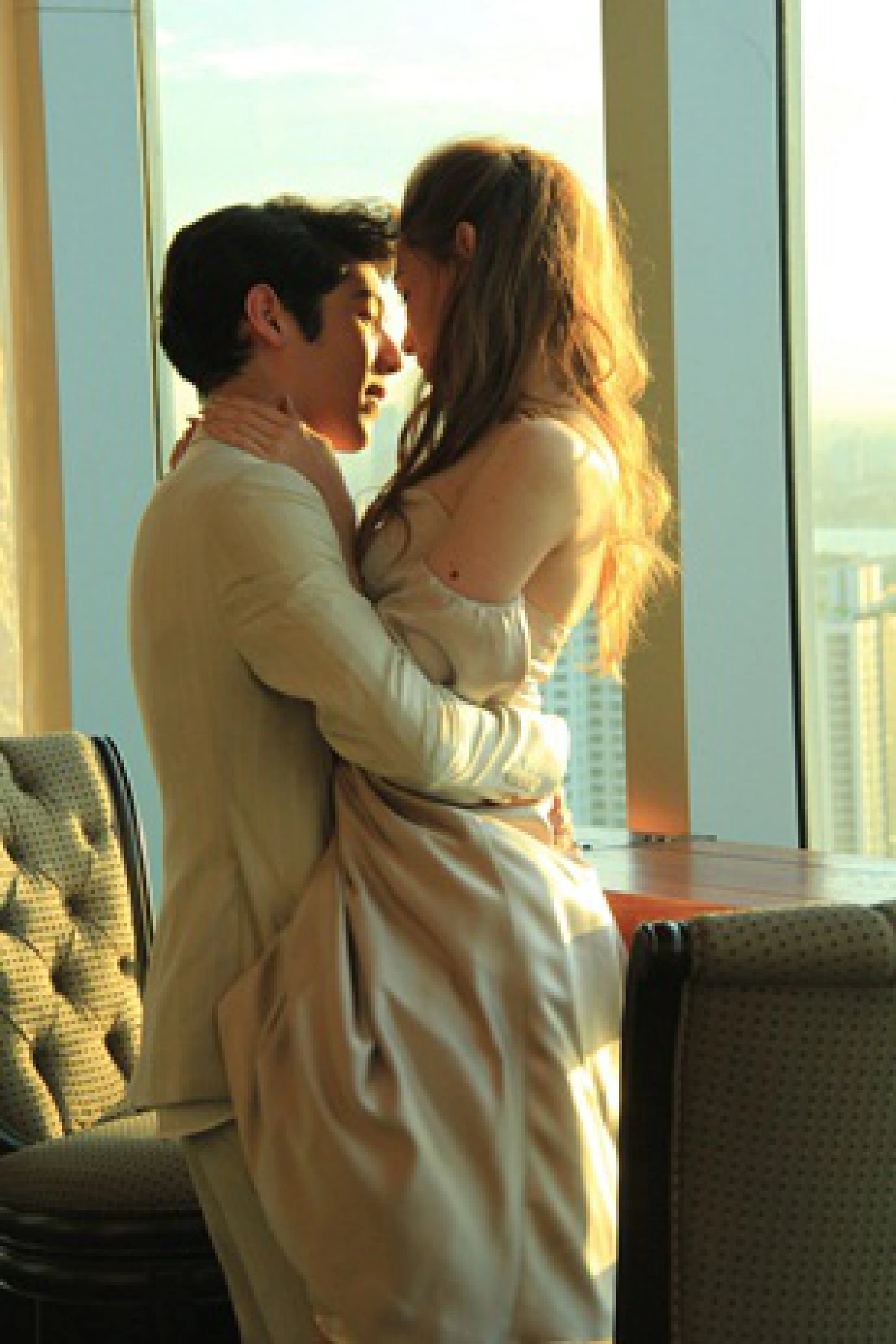 เปิดฉากแซ่บ"กอสซิป เกิร์ล"ซาบีน่า-แพทริค เลิฟซีนสนั่นจอ