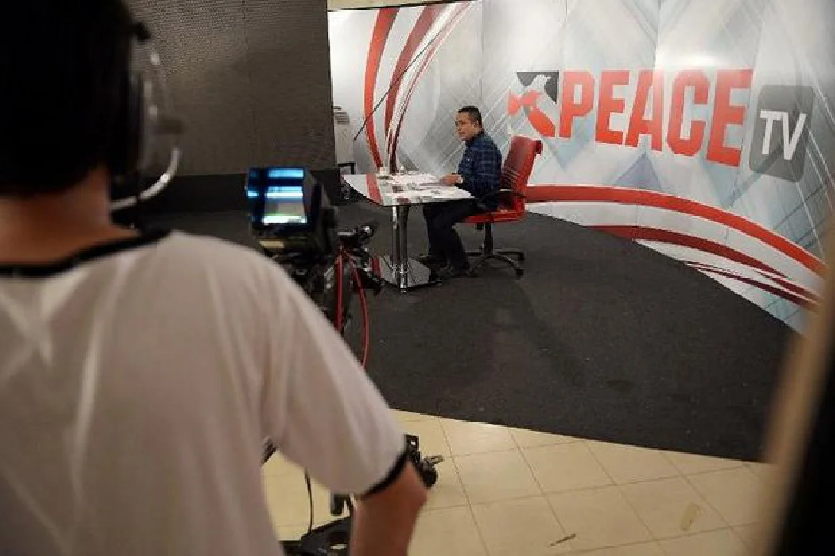 Red shirt TV allowed to broadcast again