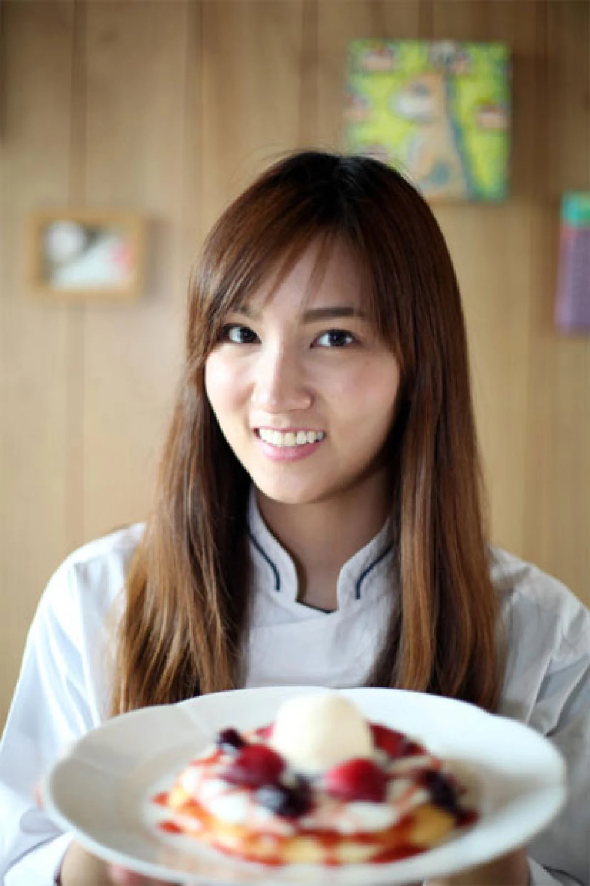 อำไพวรรณ เตชะภูวภัทร ชีวิต = เค้ก