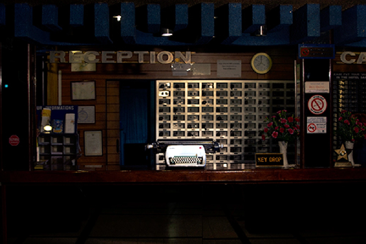 ให้ภาพเล่าเรื่อง ภาพถ่าย CHANGE IS… เรื่องราวดีดีใน “REX HOTEL”