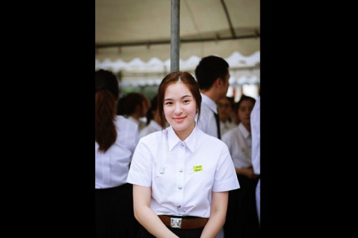ใสปิ๊ง!เผยภาพสุดน่ารัก"ปันปัน"ในลุคนิสิตจุฬาฯ ใสปิ๊ง!เผยภาพสุดน่ารัก"ปันปัน"ในลุคนิสิตจุฬาฯ