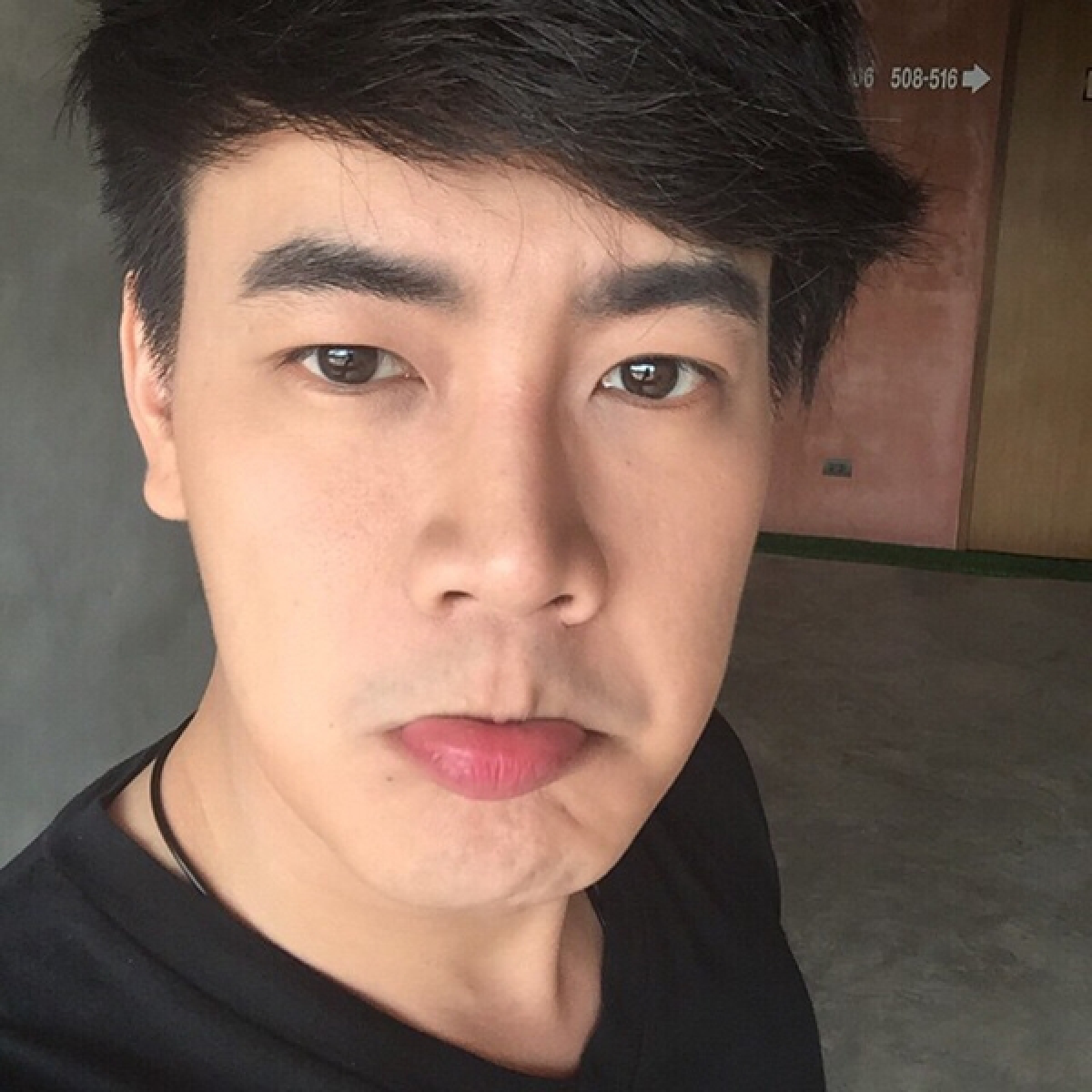 ซวยก่อนบวช!"ฟลุค จิระ"โดนหกล้อเบรกแตกเสยท้ายเบนซ์
