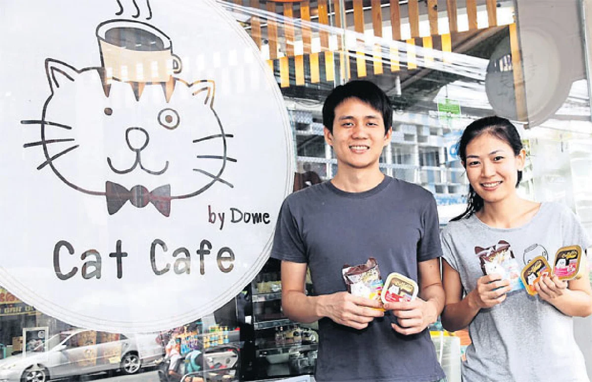 ความสุขกองโต @ แคท คาเฟ่ บาย โดม