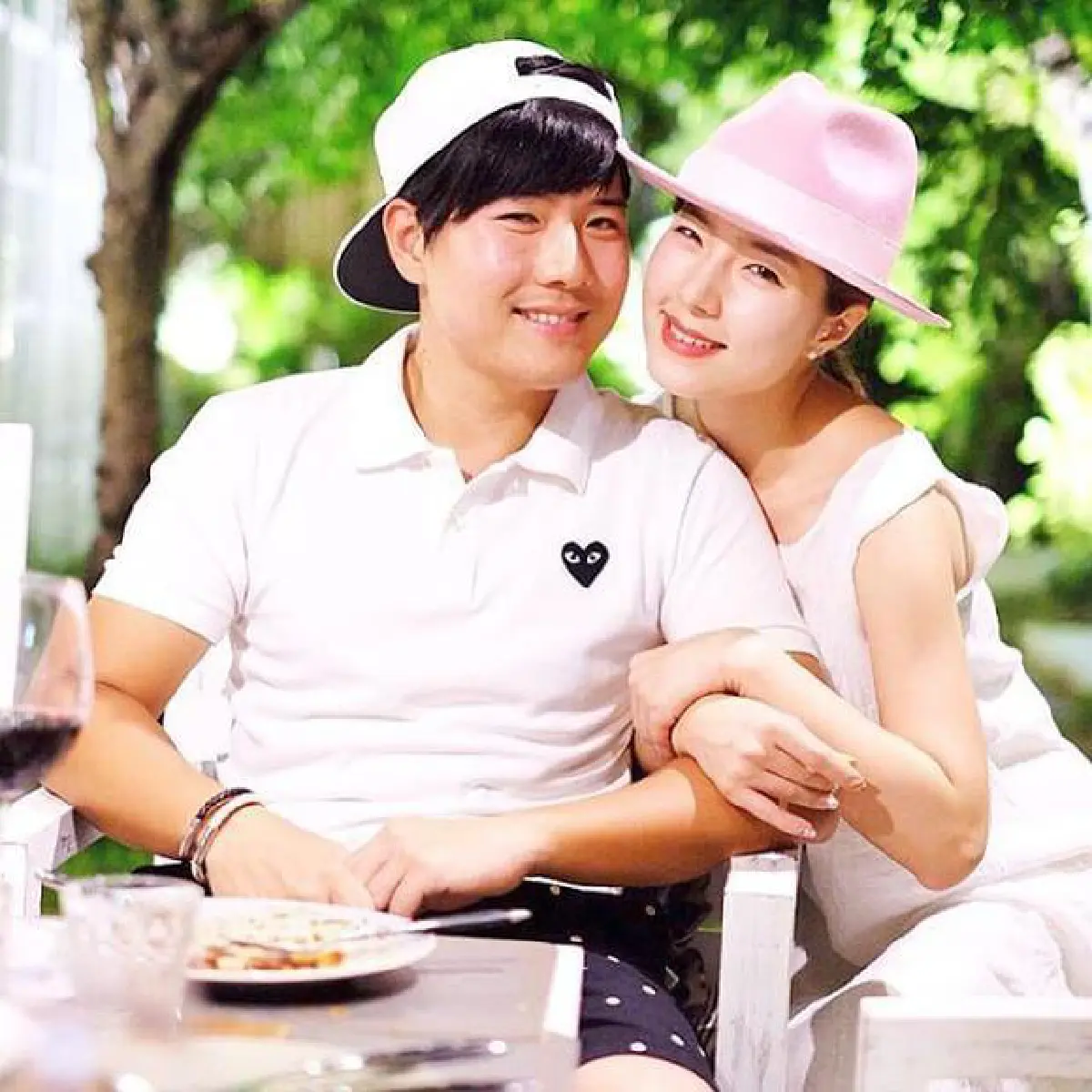 "จียอน"ยิ้มแก้มปริ!พี่ชายบินมาให้กำลังใจถึงไทย