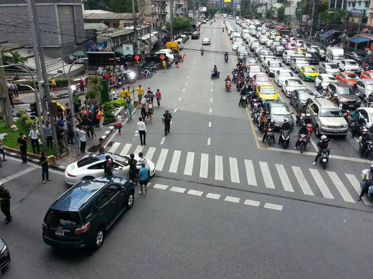 Soap opera shuts down downtown Bangkok