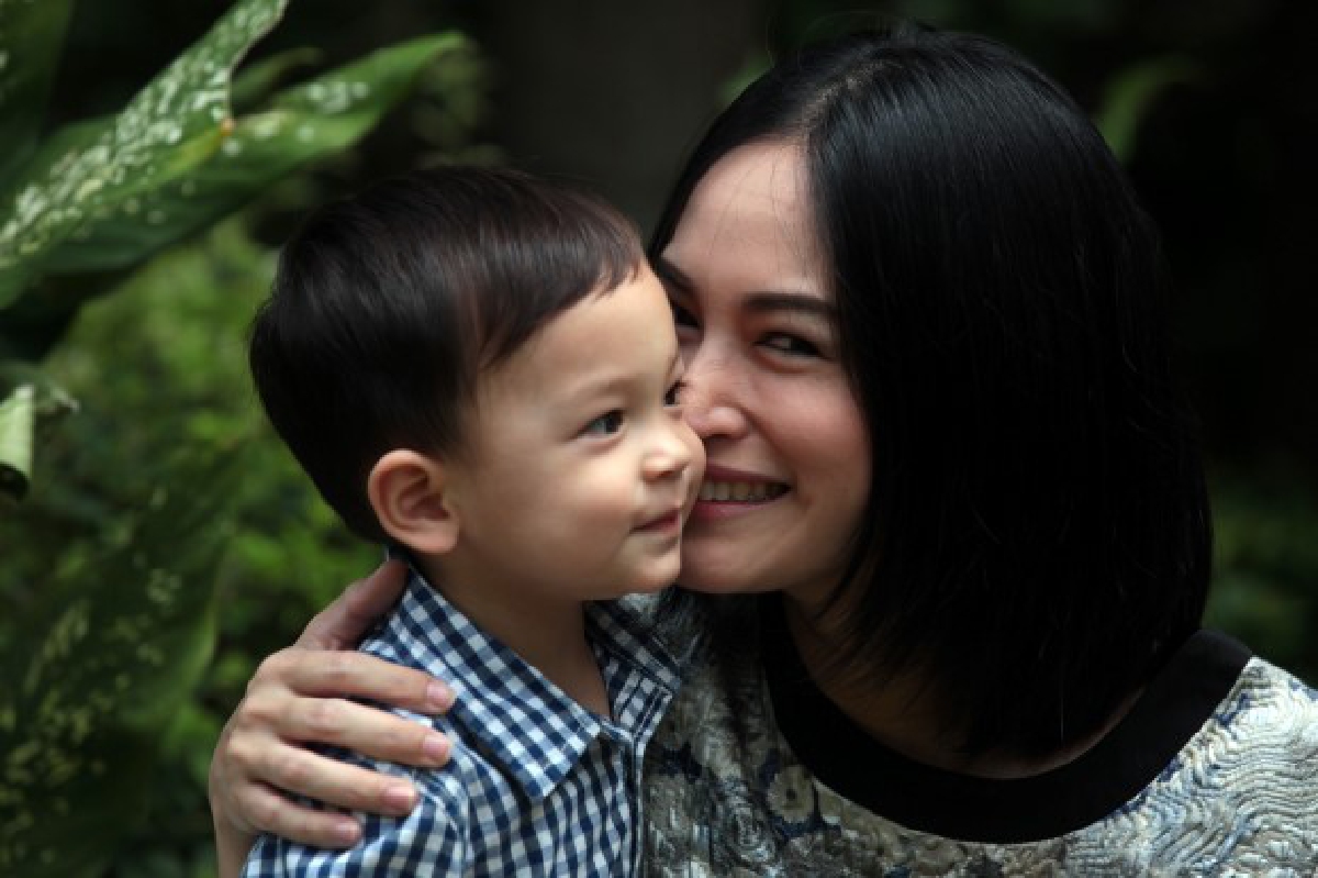 "พลอยพรรณ ทวีรัตน์" ลูกคือของขวัญจากพระเจ้า "พลอยพรรณ ทวีรัตน์" ลูกคือของขวัญจากพระเจ้า