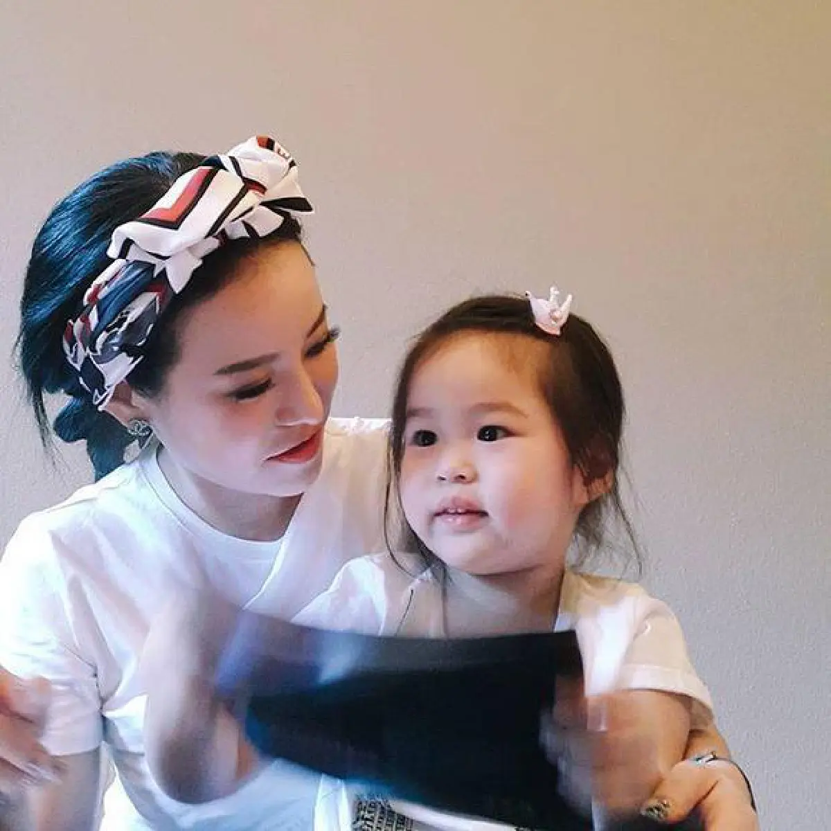 "นุ่น-หนิง"รวมแก๊งเพื่อนเก่า สยบข่าวเกาเหลา!