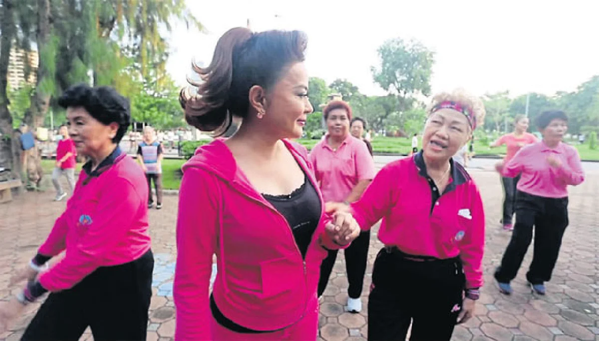 เรื่องมันมีอยู่ว่า...ถ้ารุ่นใหญ่ จะกลับมาครองจอ