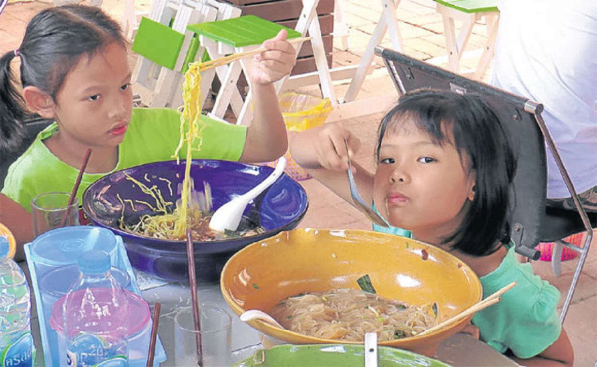 แซบเวอร์...ก๋วยเตี๋ยวชามอ่างโคราช