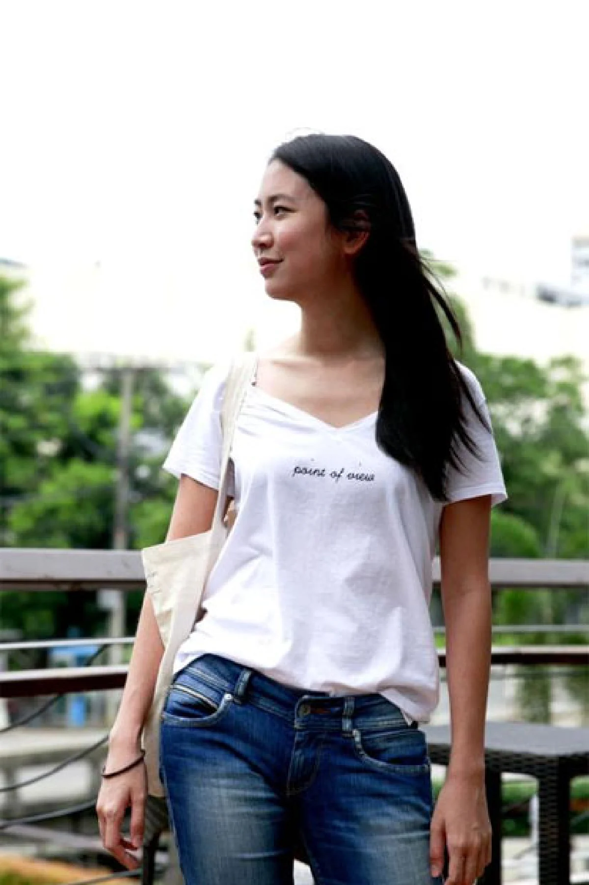 มณฑล กสานติกุล นักเขียนนักเที่ยวฉายเดี่ยว