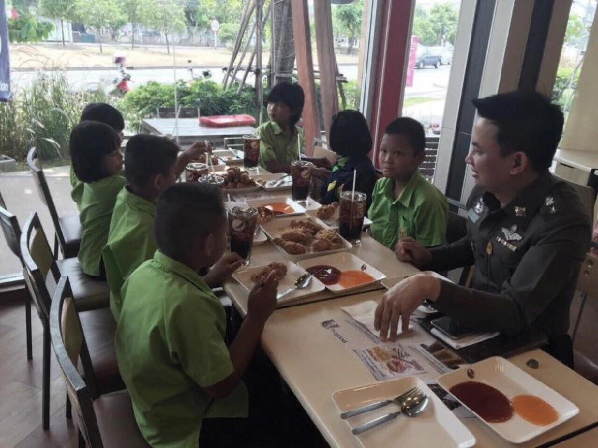 เปิดใจ "ผู้กำกับอุ๋ย" นายตำรวจพ่อพระของเด็กยากไร้