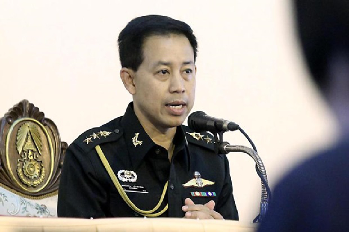 รัฐบาลยันถอดยศ-ริบเครื่องราชย์ยึดกม. รัฐบาลยันถอดยศ-ริบเครื่องราชย์ยึดกม.
