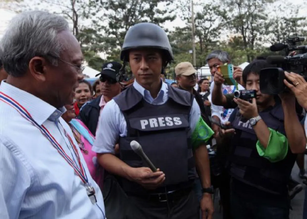 Japanese hearththrob reporter: Thailand Visit Japan Ambassador