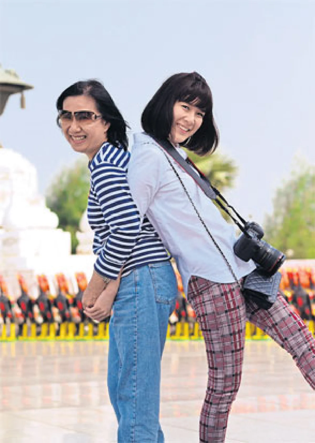 ชีวิตไม่ง่าย…แต่ไม่เกินรับไหว ของ มัลลิกา เกี่ยวข้อง