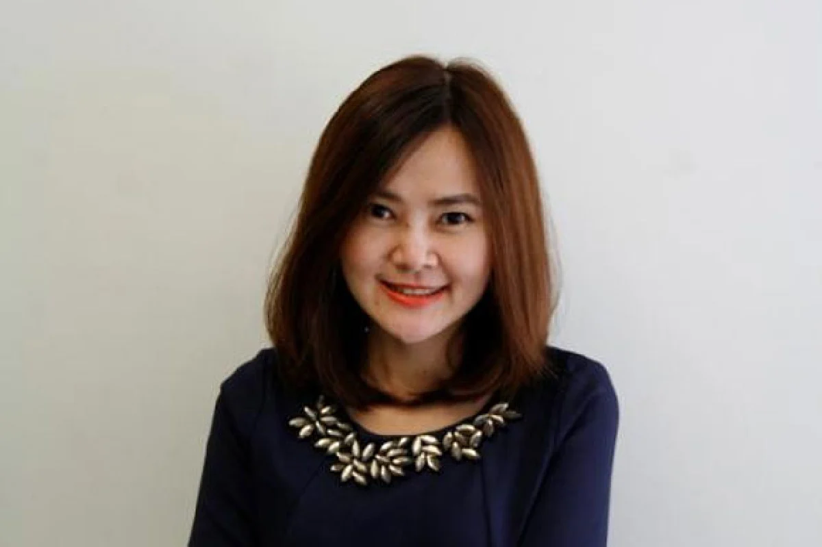 ก่อนจะเป็นเฟิสต์จ๊อบเบอร์