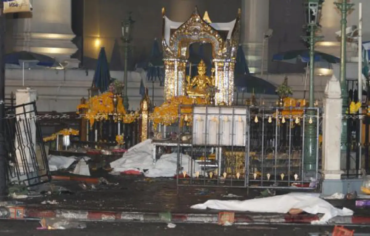 Moment of impact: Like earthquake, thunderbolt (with video)