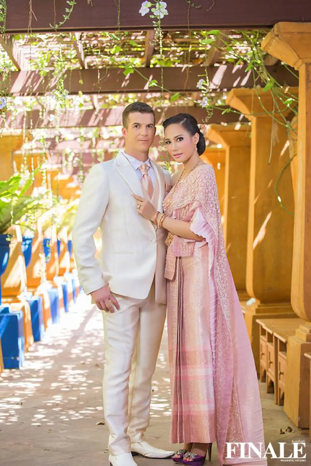 ภาพพรีเวดดิ้งจัดเต็ม"ชาม-เจมส์"สวยหรูอลังการ!