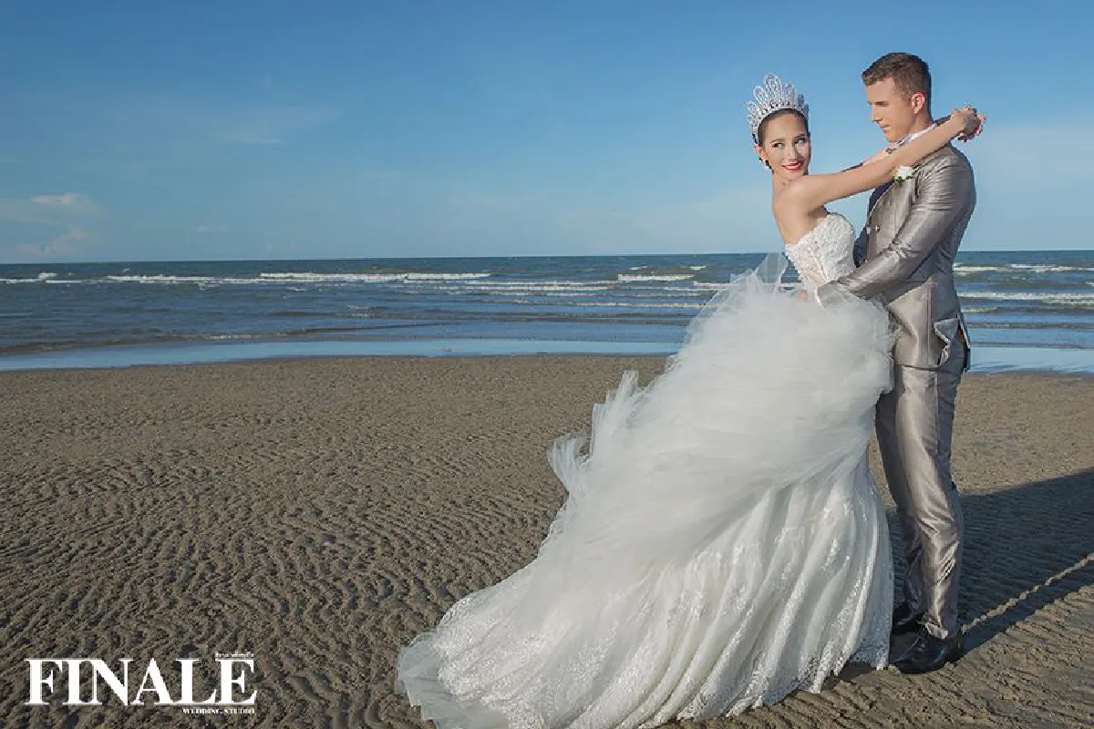 ภาพพรีเวดดิ้งจัดเต็ม"ชาม-เจมส์"สวยหรูอลังการ!