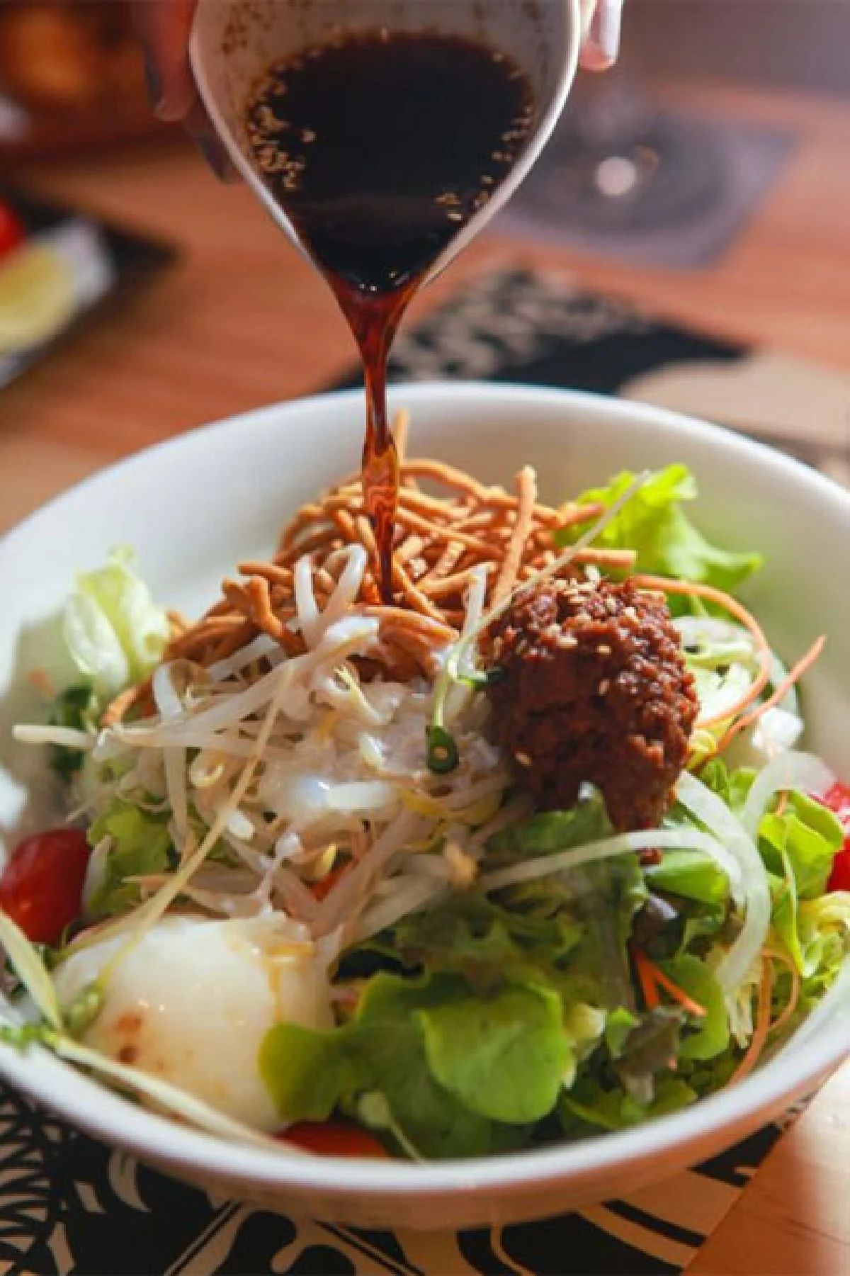 จูเบ อิซากาย่า วิถีแห่งการกิน-ดื่ม