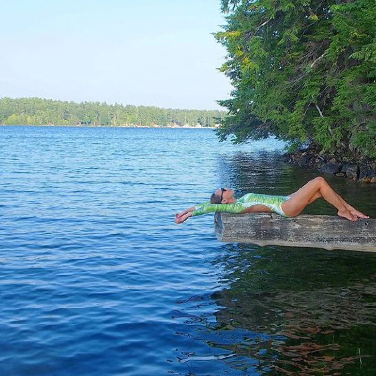 ชีวิตดี๊ดี!"เจนสุดา"อวดหุ่นเป๊ะเว่อร์ในชุดว่ายน้ำขณะพายเรือ