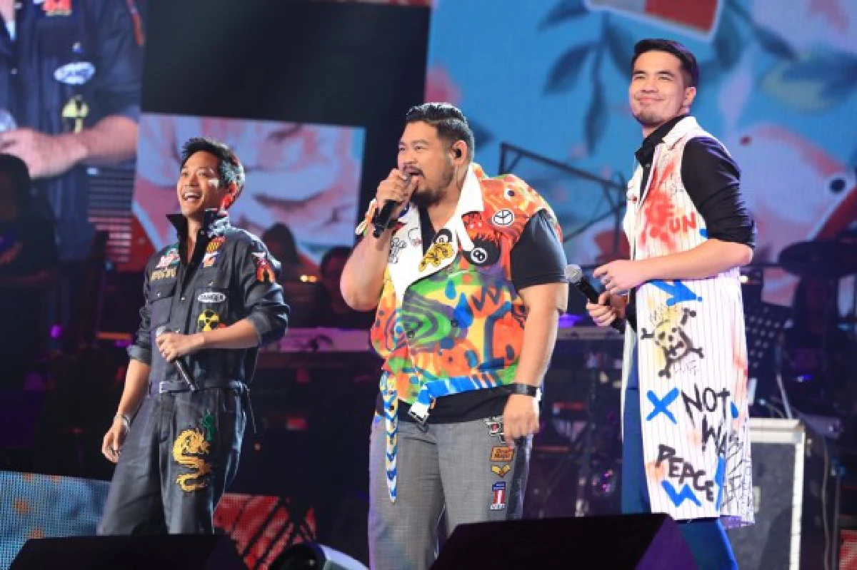 สุดประทับใจ!กรีนคอนเสิร์ต 18"ร้อยเพลงรัก..ที่หายไป"