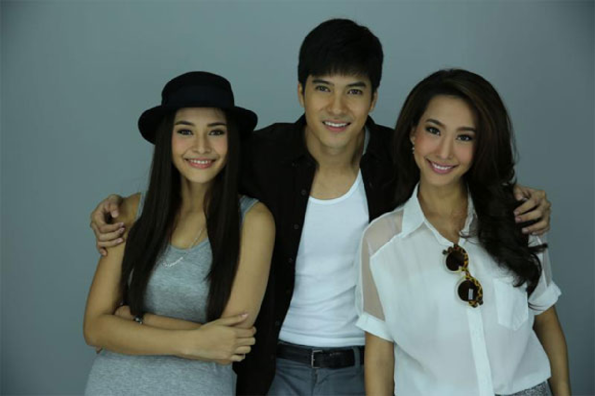 รอยรักแรงแค้น (ตอนแรก) ออกอากาศ 2 ก.ย. 2558 รอยรักแรงแค้น (ตอนแรก) ออกอากาศ 2 ก.ย. 2558
