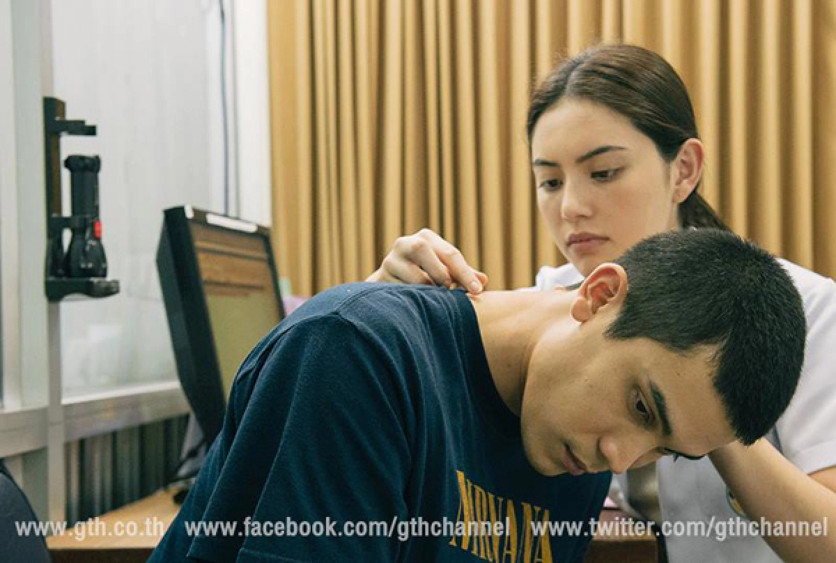 อย่าพลาดเลย..อยากให้ดู!"ฟรีแลนซ์ ห้ามป่วย ห้ามพัก ห้ามรักหมอ"