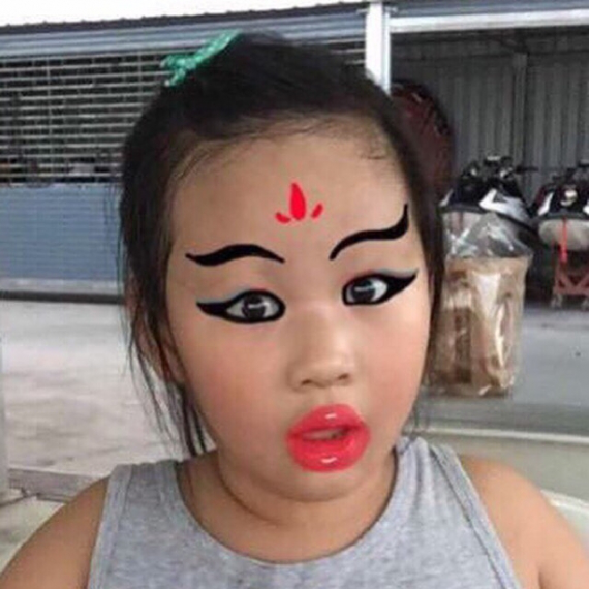 ขอฮาด้วยคน!รวมดาราแต่งหน้าด้วยแอพฯสุดฮิต